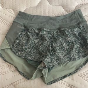 Outdoor Voices Shorts sz s
